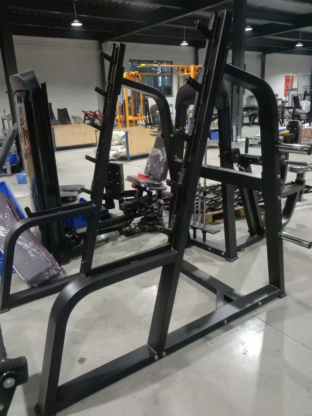 Squat Rack Power Cage, Plate L - Heavy Equipment Gym avis et prix